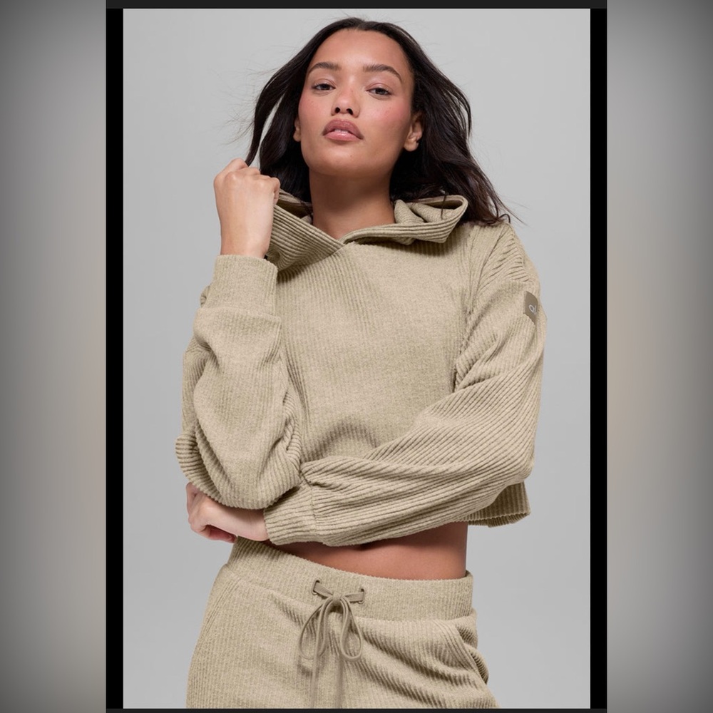 ALO Yoga Muse hoodie and sweat pant in gravel heather